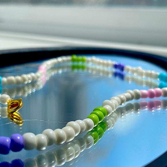 Beaded necklace - Picture 9 of 9